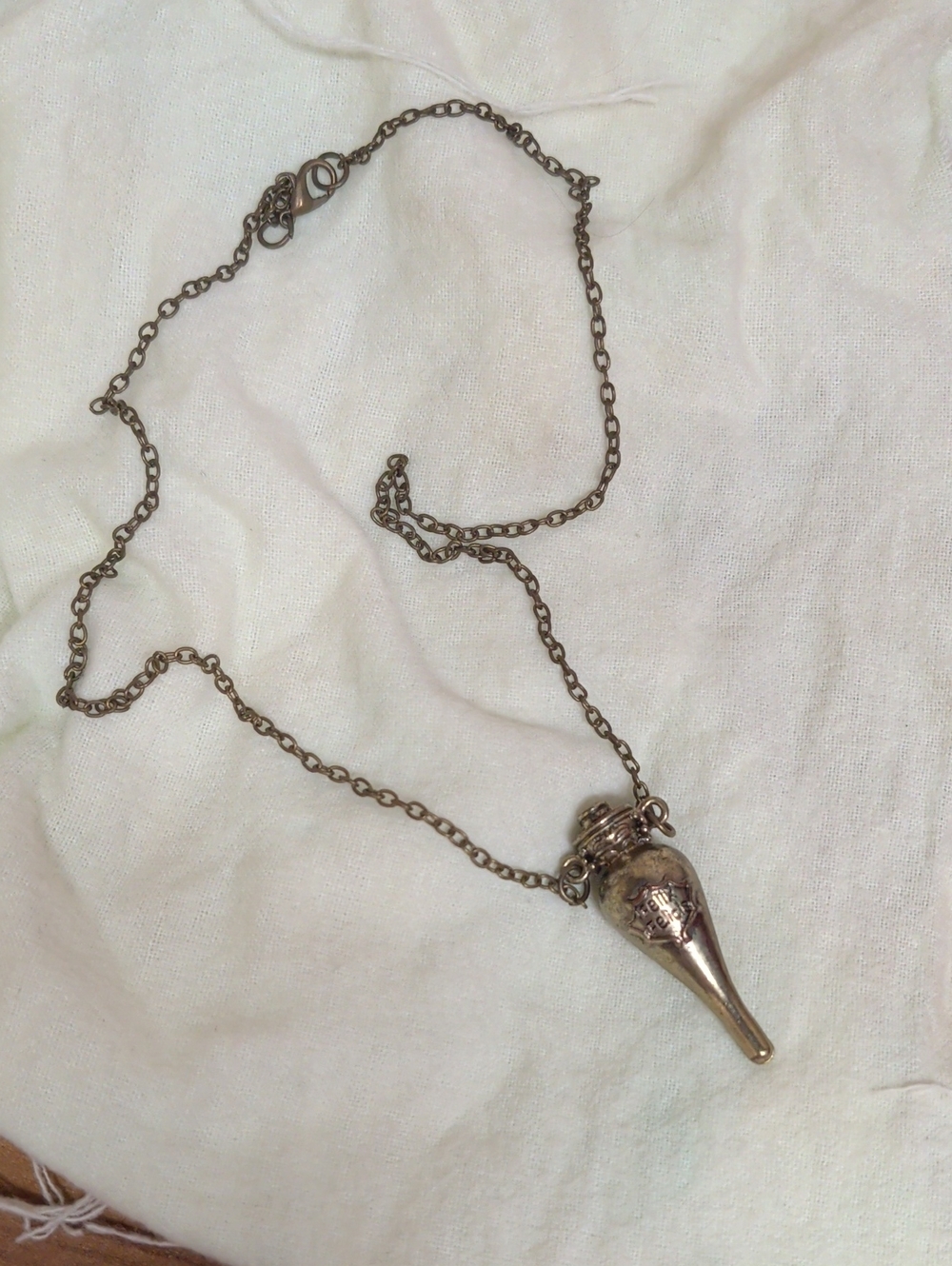 Harry Potter Antique Bronze PotionPendant Necklace - Felix felicis